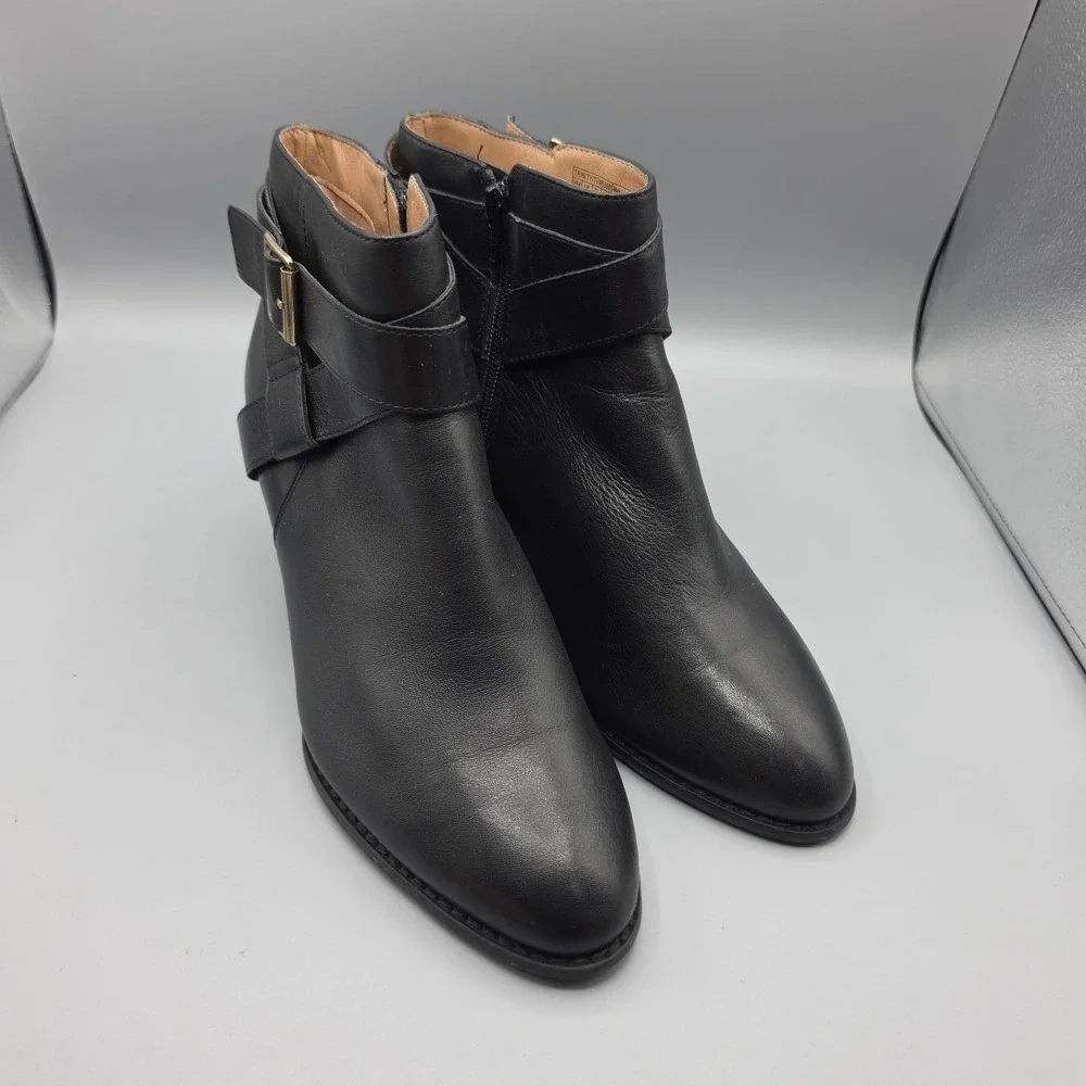 Vionic Trinity  Booties Womens 10 Black Leather Classic Buckle Strap Zip Comfort